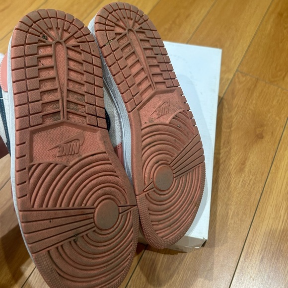 Air Jordan 1 Low “light madder root” - Picture 5 of 6